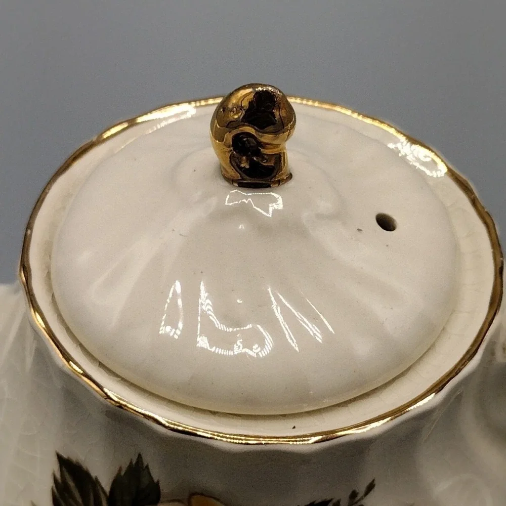 Early Antique Sadler 5
